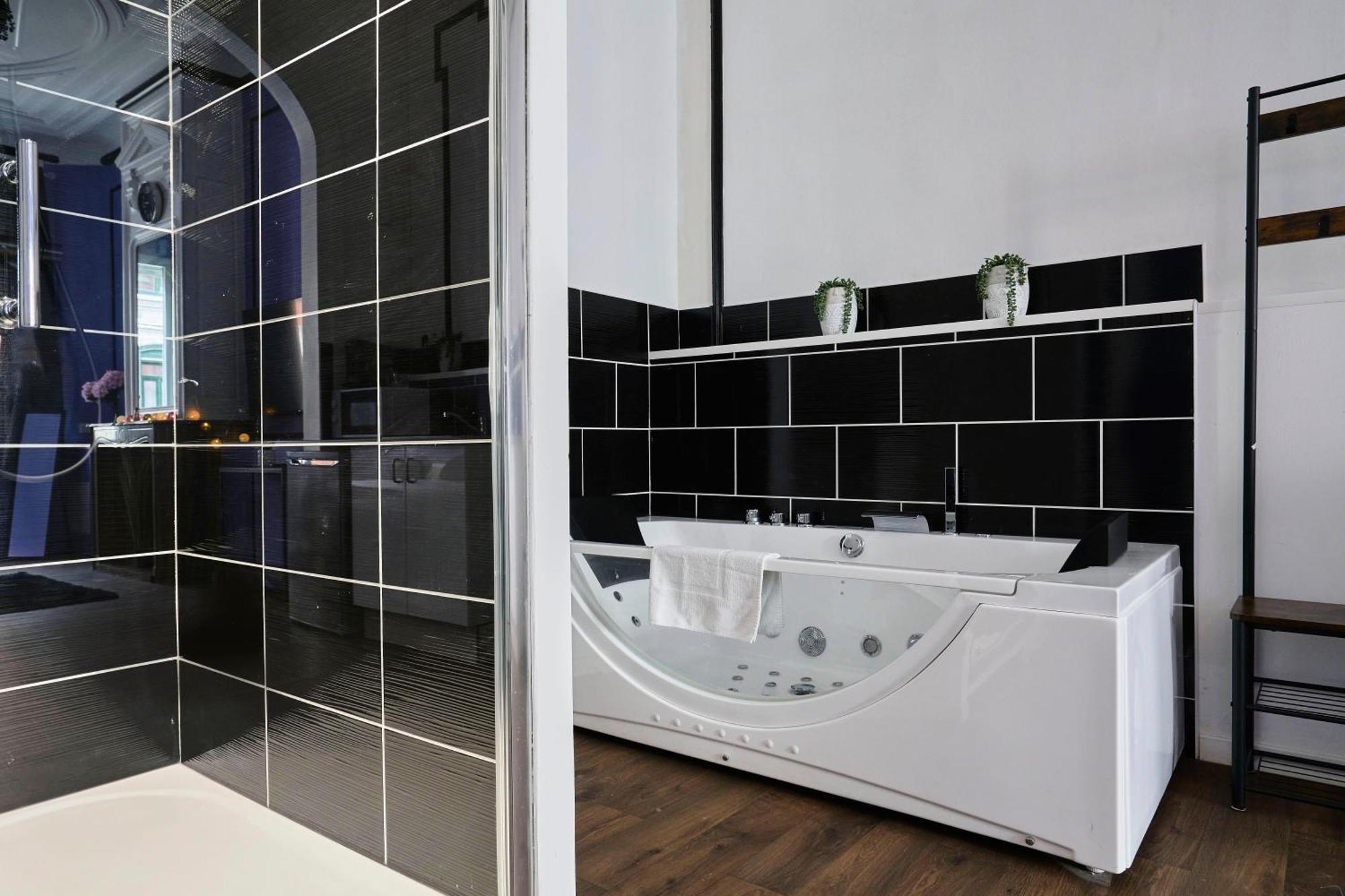 Ng Prestige - Lille L Roubaix Trichon - Balneo - Netflix - Wifi Apartment Bagian luar foto