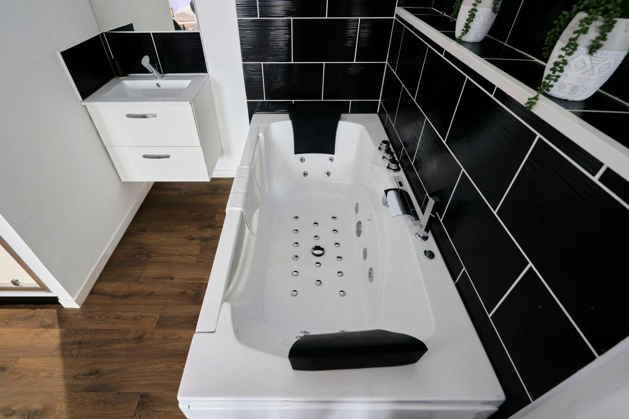 Ng Prestige - Lille L Roubaix Trichon - Balneo - Netflix - Wifi Apartment Bagian luar foto