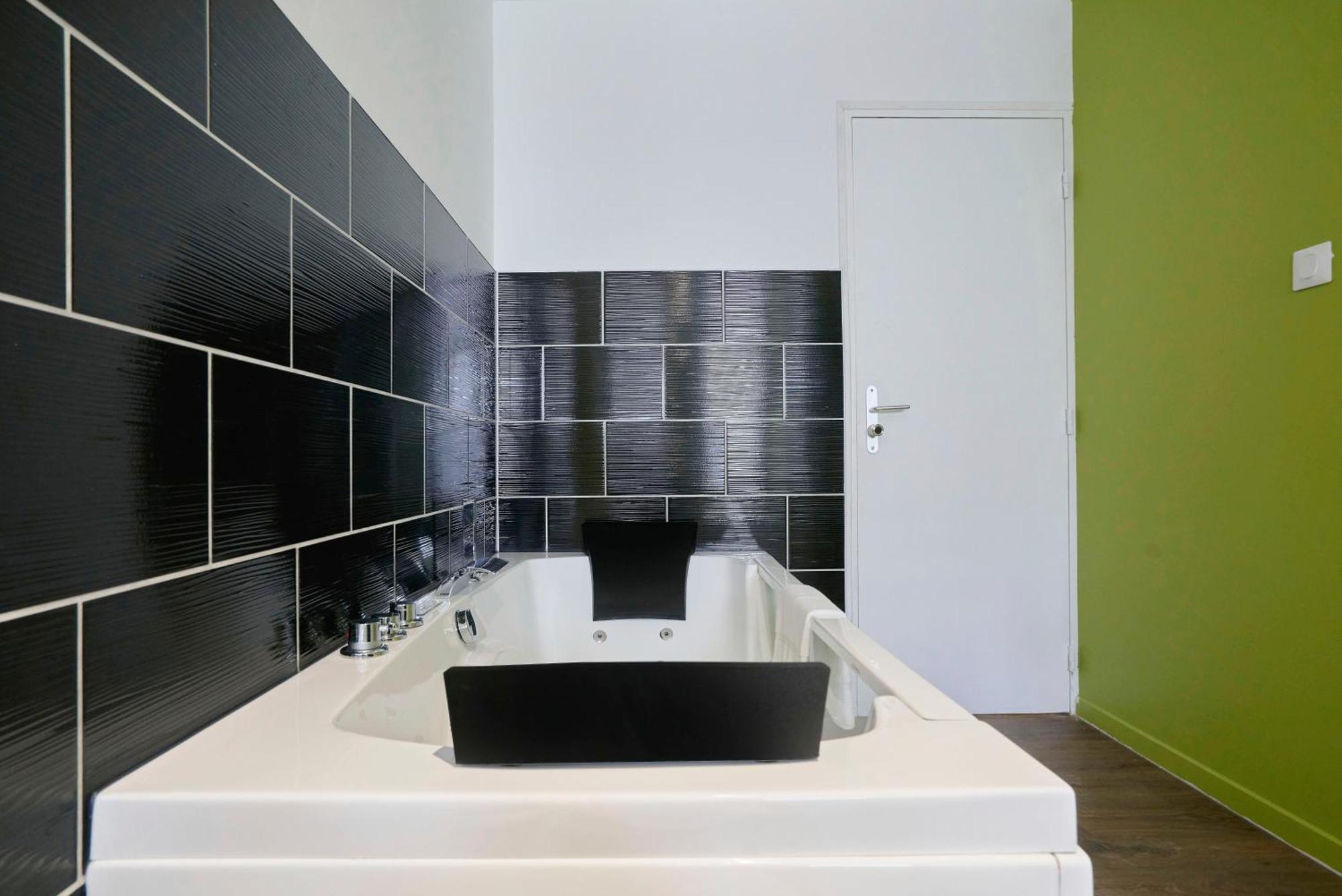 Ng Prestige - Lille L Roubaix Trichon - Balneo - Netflix - Wifi Apartment Bagian luar foto